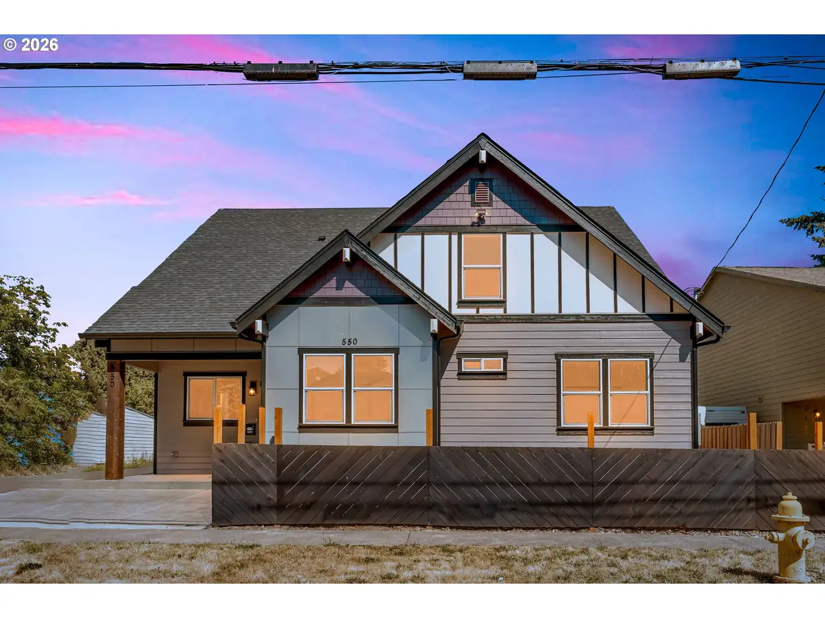 550 SE 8th Ave, Hillsboro, OR 97123 - #1