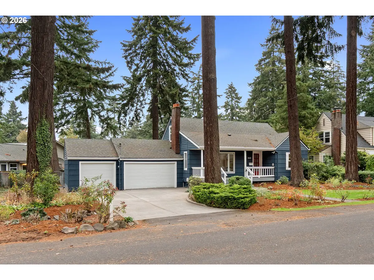 9511 NE Skidmore St, Portland, OR 97220 - #1