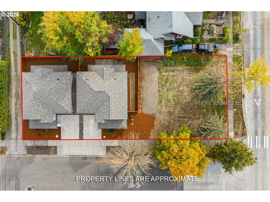 560 W 15th Ave, Eugene, OR 97401 - #2