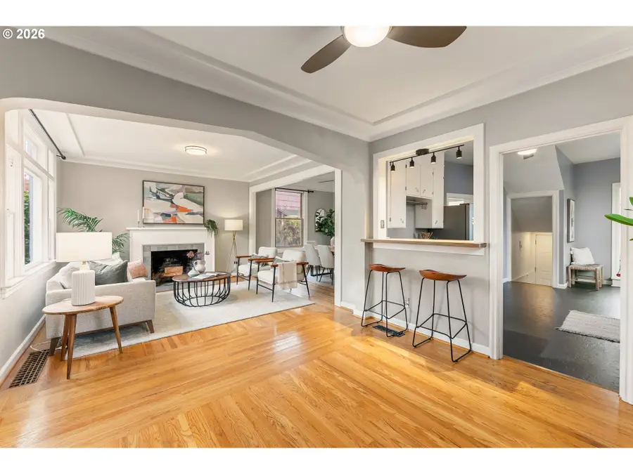 2624 SE Kelly St, Portland, OR 97202 - Image #3