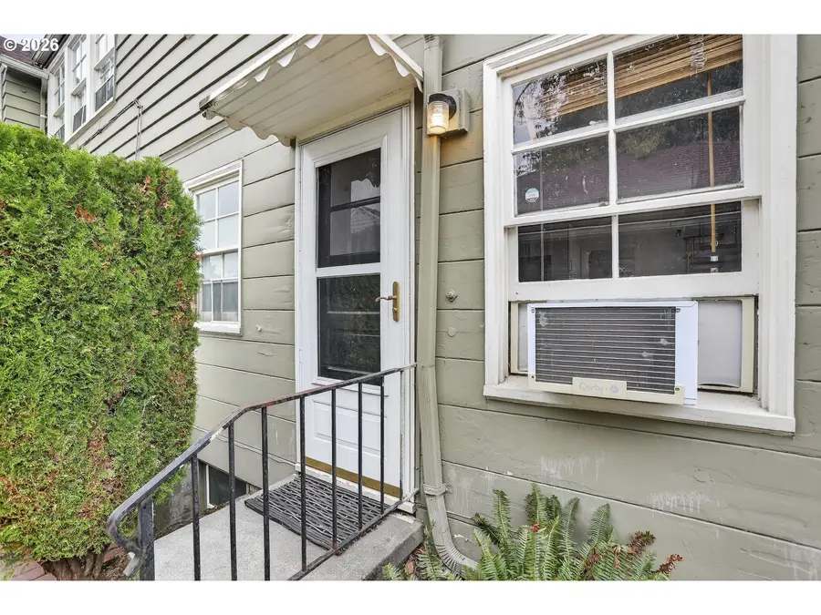 515 N Rosa Parks Way, Portland, OR 97217 - #2