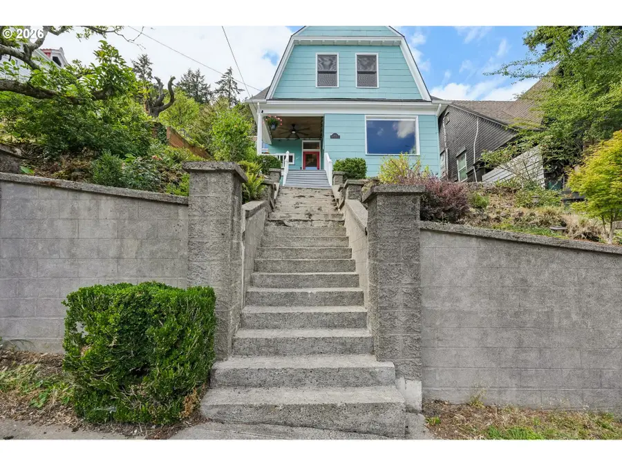 3611 SW Condor Ave, Portland, OR 97239 - #3