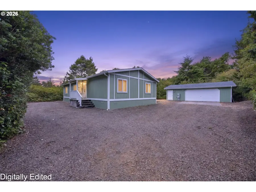 87540 Rhodowood Dr, Florence, OR 97439 - #2