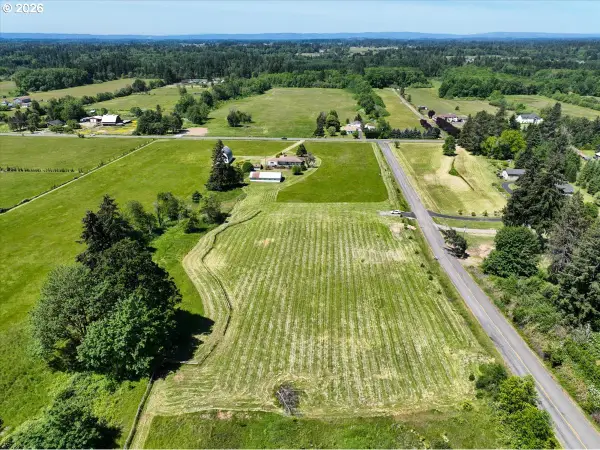 3 NE 144th St, BrushPrairie, WA 98606