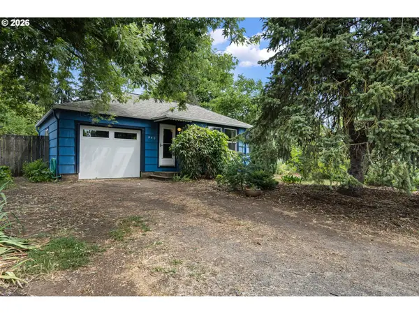 940 W N St, Springfield, OR 97477