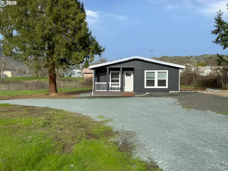 169 Carte Ln, Tri City, OR 97457 - #2