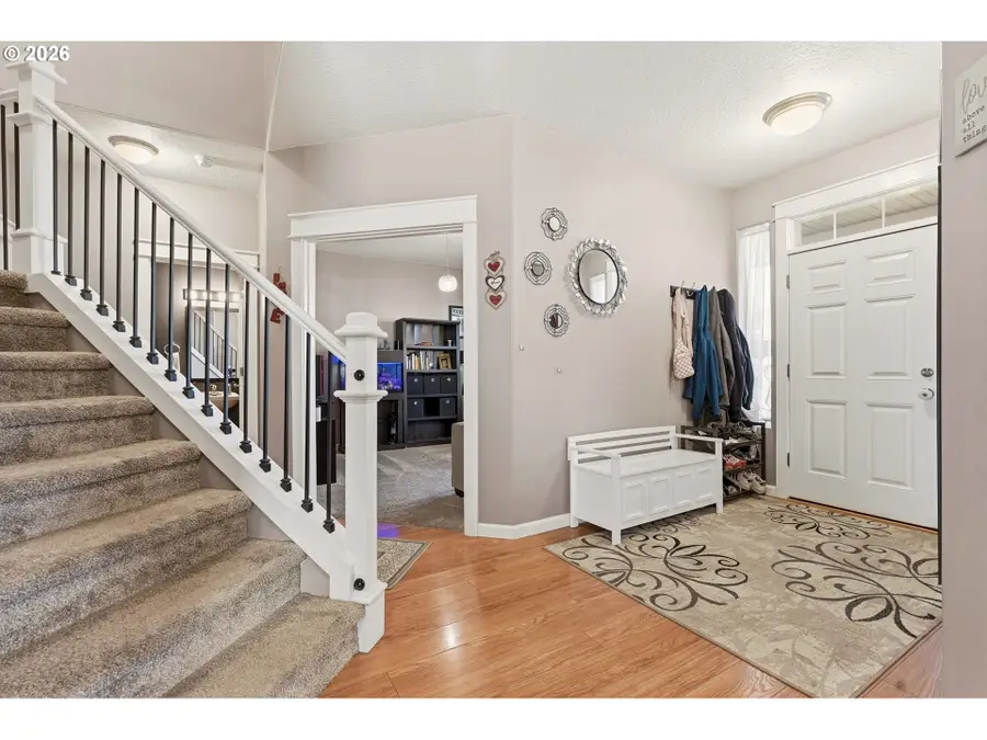 706 NW 20th Ave, Battle Ground, WA 98604 - #3