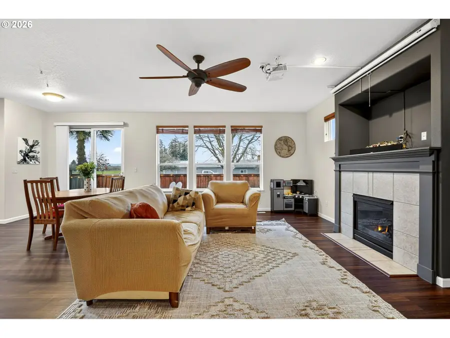 1844 SE Water Lily St, Hillsboro, OR 97123 - Image #3