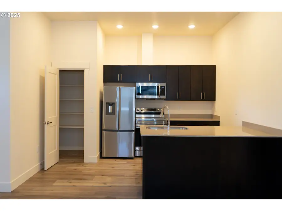 325 S Idaho, Portland, OR 97239 - #3