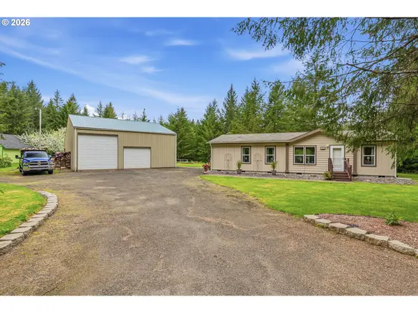 1047 Beaver Creek Rd, Cathlamet, WA 98612