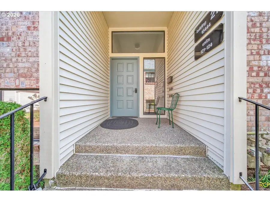 16444 SW 130th Ter #121, King City, OR 97224 - #2