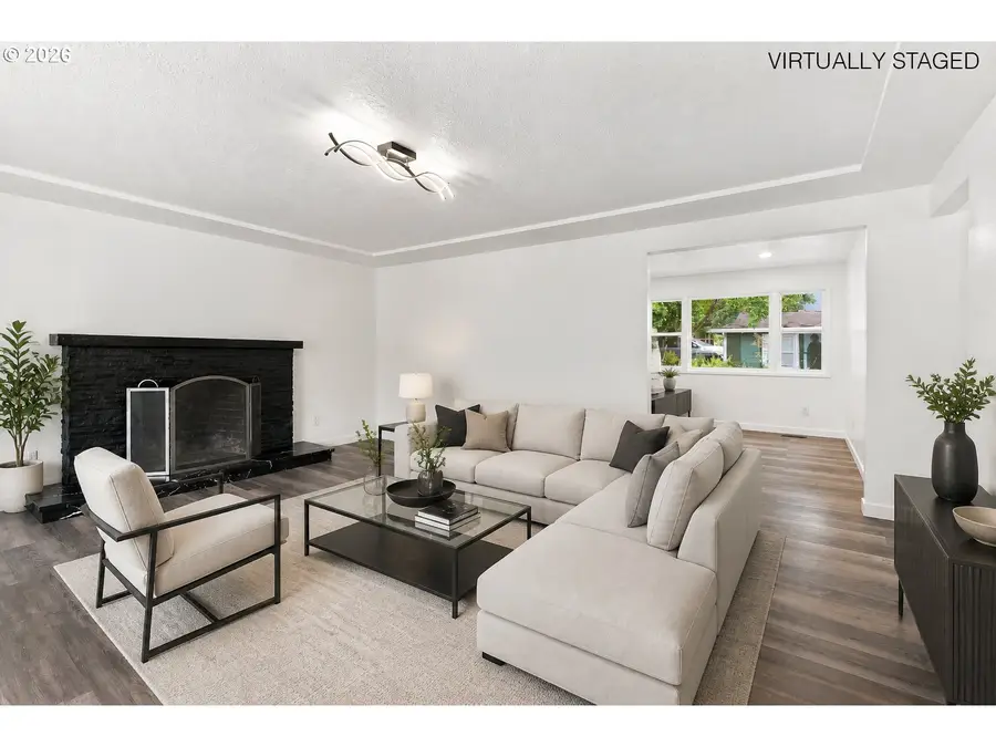 226 SE 157th Ave, Portland, OR 97233 - #3