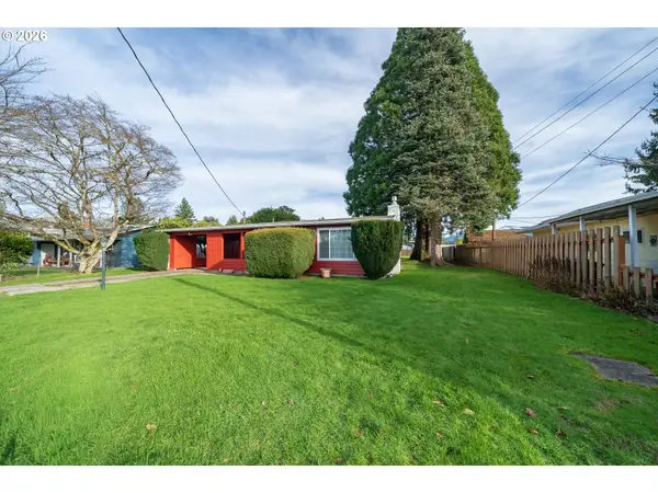 1090 SE 3rd Ave, MillCity, OR 97360