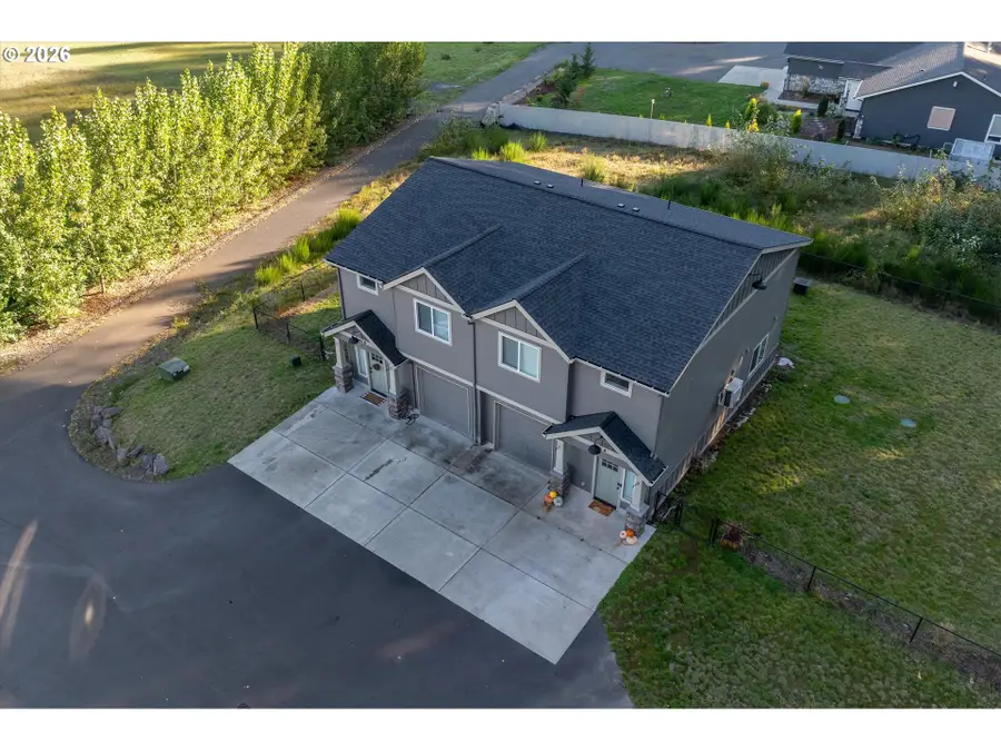 352 Cemetery Rd, Castle Rock, WA 98611 - #2