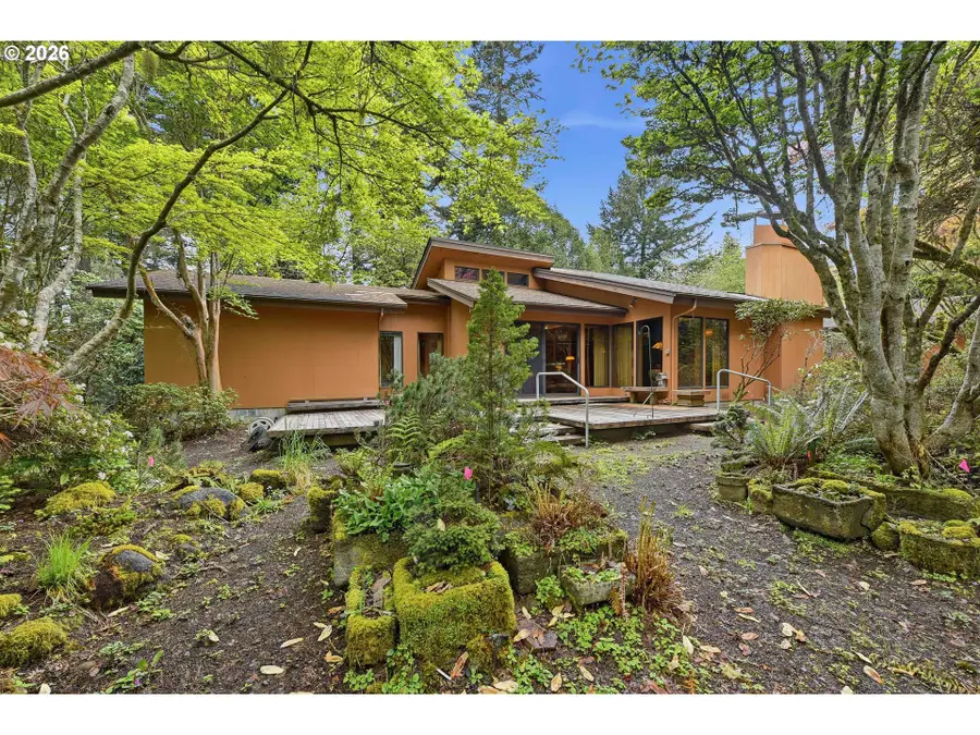 56671 Cougar Rd, Coquille, OR 97423 - #2