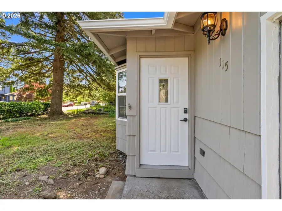 115 NE 188th Ave, Gresham, OR 97230 - #3