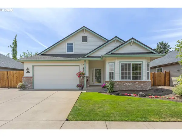 919 Old Orchard Ln, Springfield, OR 97477