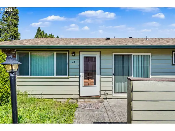 777 Boone Rd #12, Salem, OR 97306
