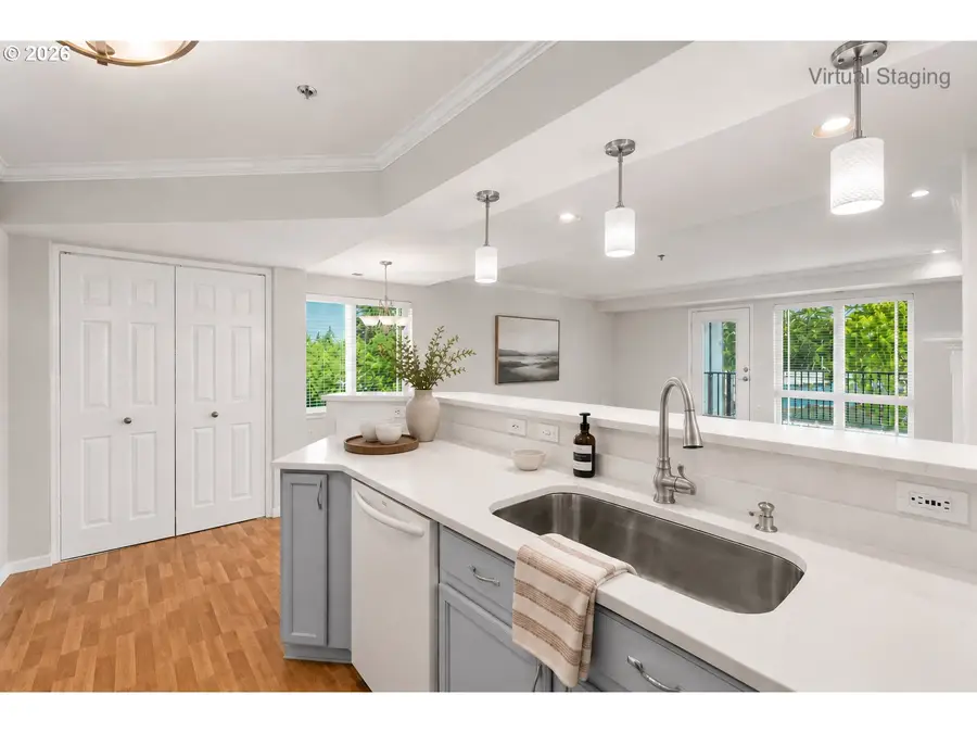 15510 NE Knott St #20, Portland, OR 97230 - #3