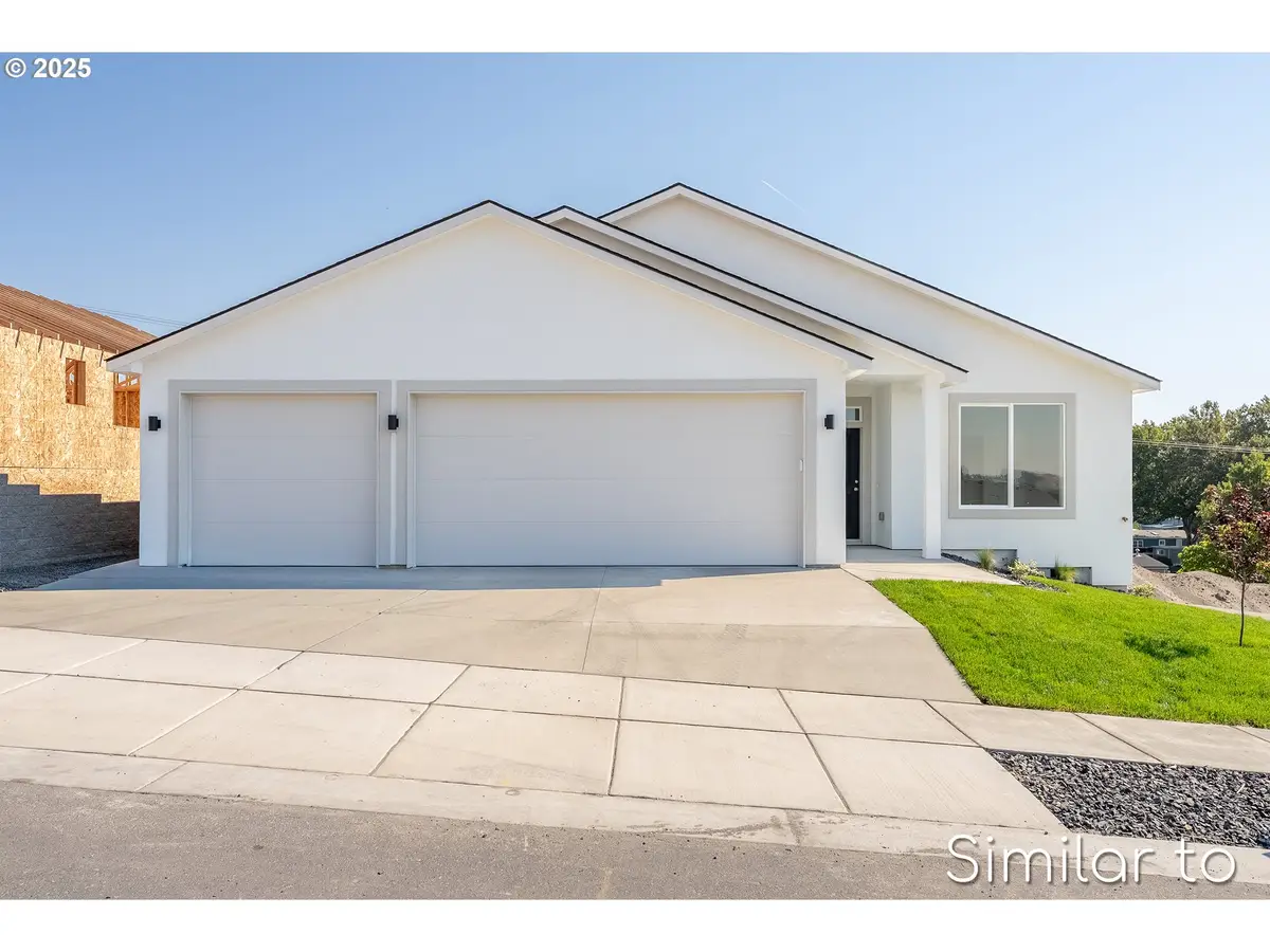 897 E Autumn Ave, Hermiston, OR 97838 - Image #1