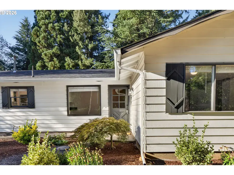 6401 Mcewan Rd, Northwest Clackamas, OR 97035 - #2