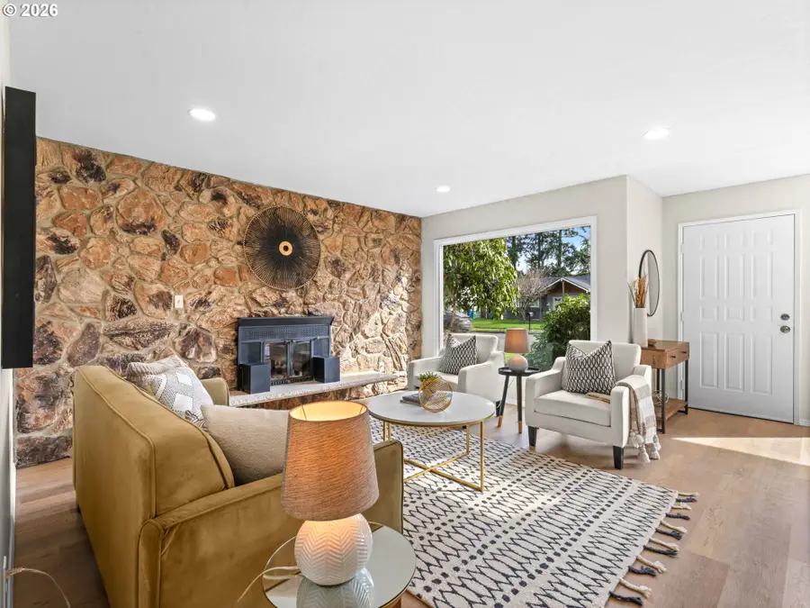 3811 SE 169th Pl, Portland, OR 97236 - #3