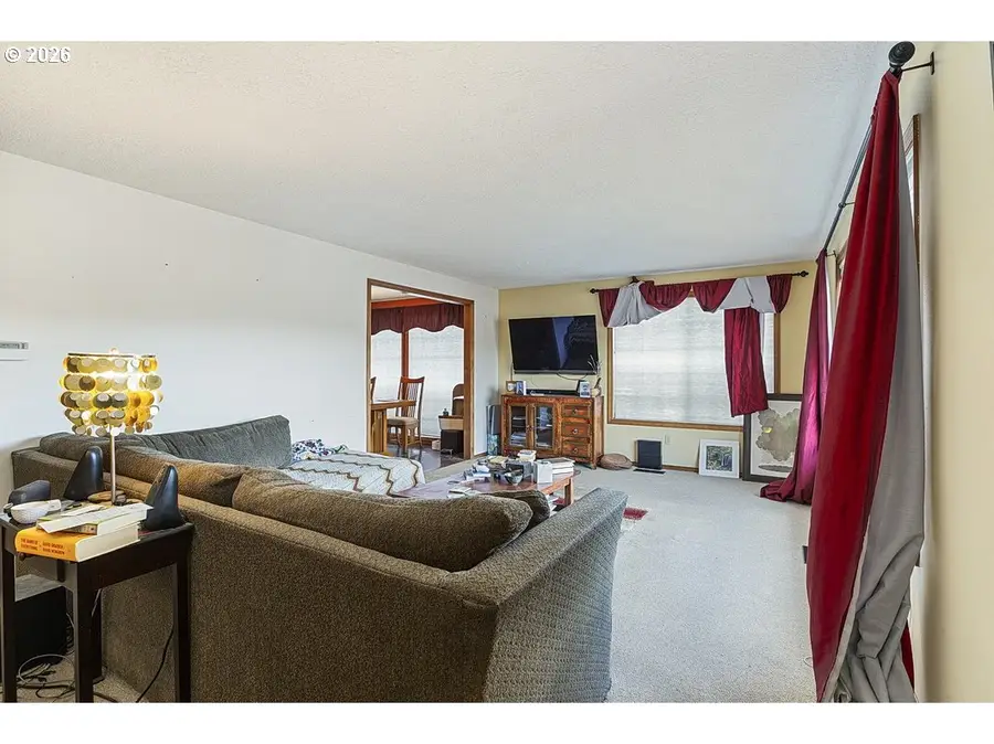 2805 SW Brixton Ave, Gresham, OR 97080 - #2