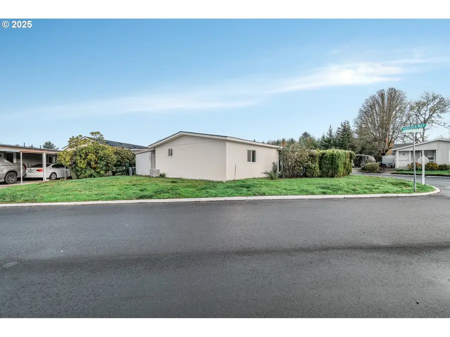 871 SW Liberty Bell Dr #474, Beaverton, OR 97006 - Image #2