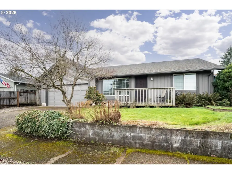 5621 C St, Springfield, OR 97478 - #2