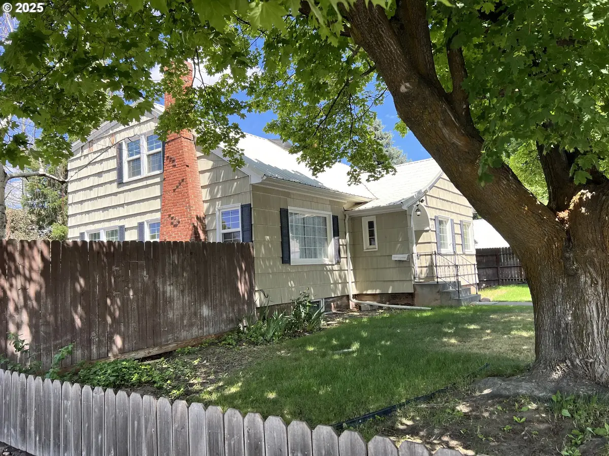 175 W Baltimore St, Heppner, OR 97836 - #1