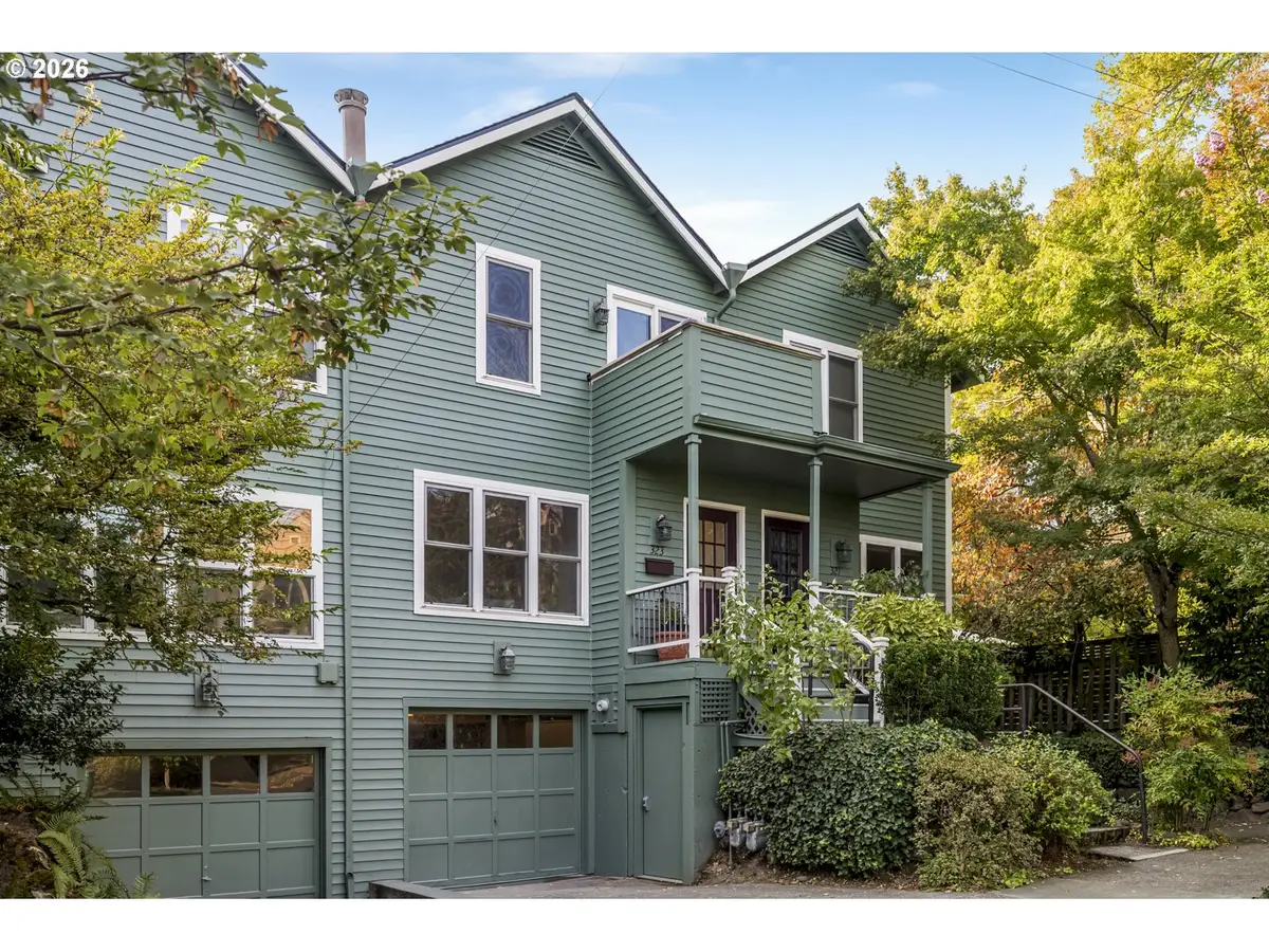 323 SE 14th Ave, Portland, OR 97214 - #1