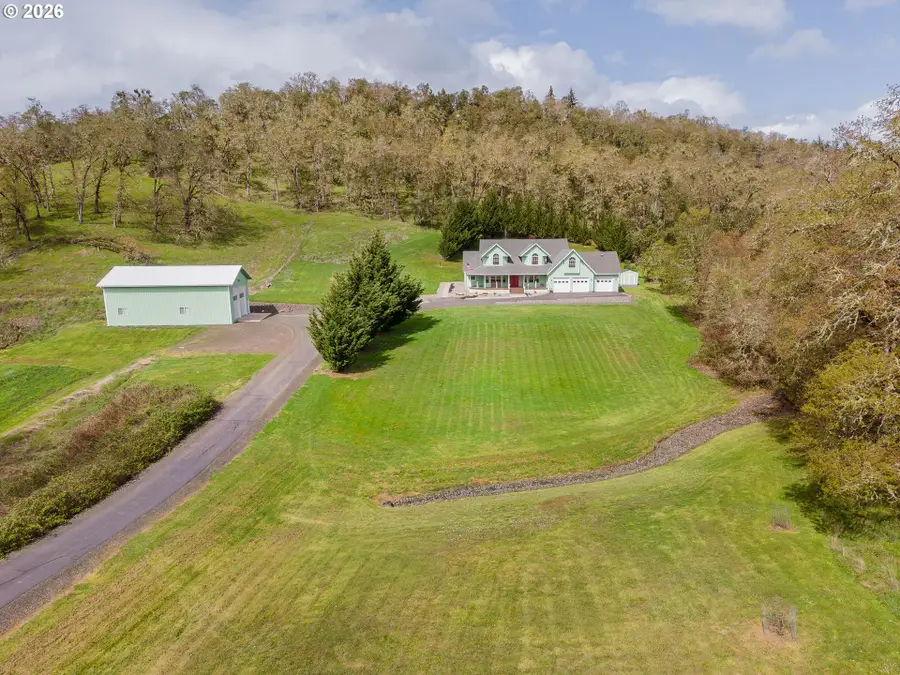 6985 Garden Valley Rd, Roseburg, OR 97471 - #3