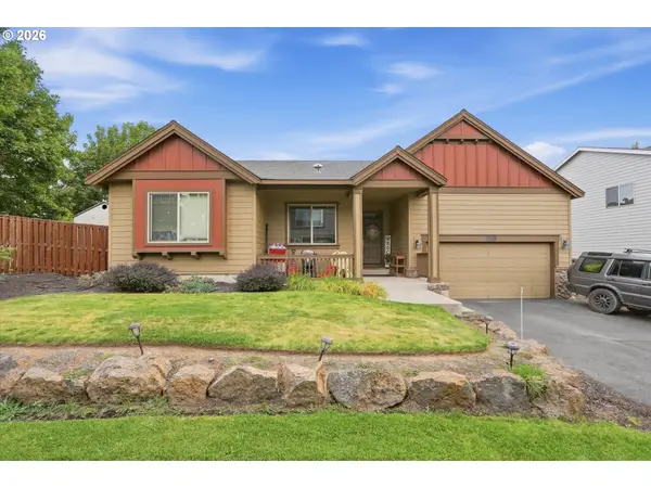 540 NW 28th St, Redmond, OR 97756