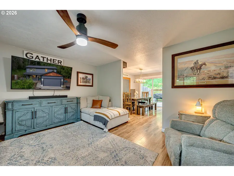 136 Charleston Dr, Kalama, WA 98625 - #3