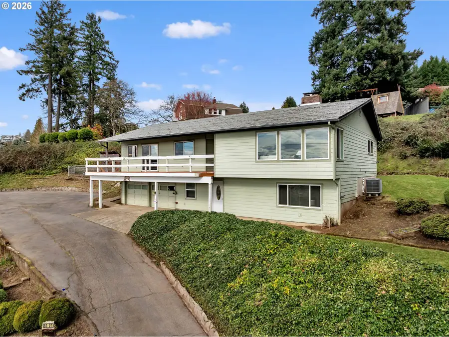 8121 NW Fruit Valley Rd, Vancouver, WA 98665 - #2