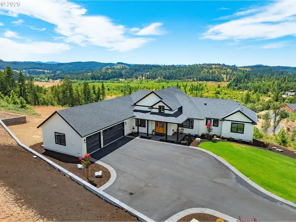 28356 Siesta Ln, Eugene, OR 97402