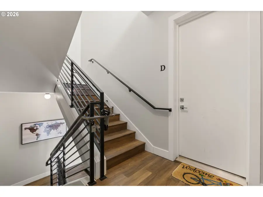 325 N Emerson St #D, Portland, OR 97217 - #3