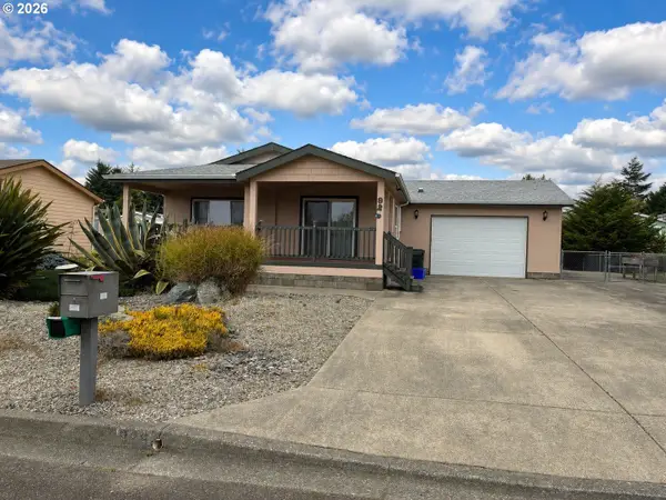 926 Fulton Ave, CoosBay, OR 97420