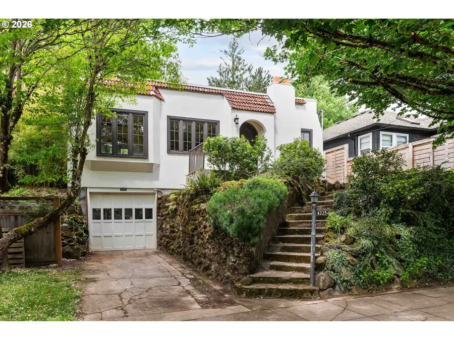 4225 NE Davis St, Portland, OR 97213 - #2