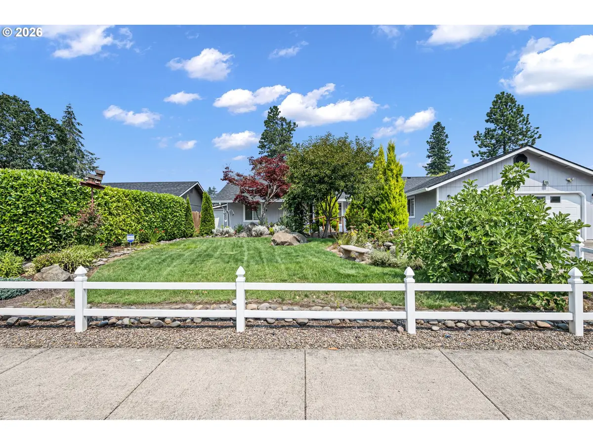 25133 Allure Ave, Veneta, OR 97487 - #1