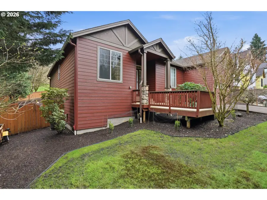 2215 S 13th Cir, Ridgefield, WA 98642 - #2