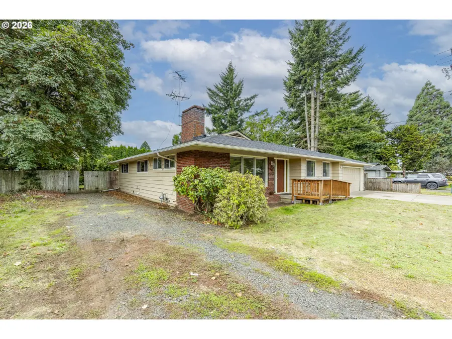 75 Hayden Bridge Way, Springfield, OR 97477 - #3