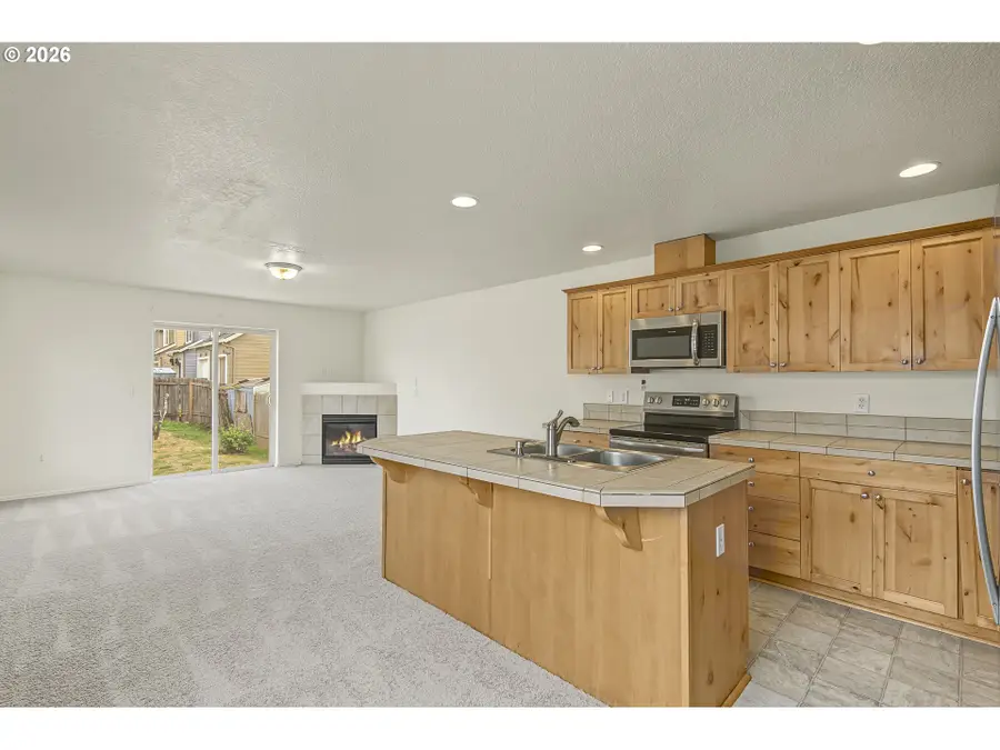 5310 SE 136th Ave, Portland, OR 97236 - #3