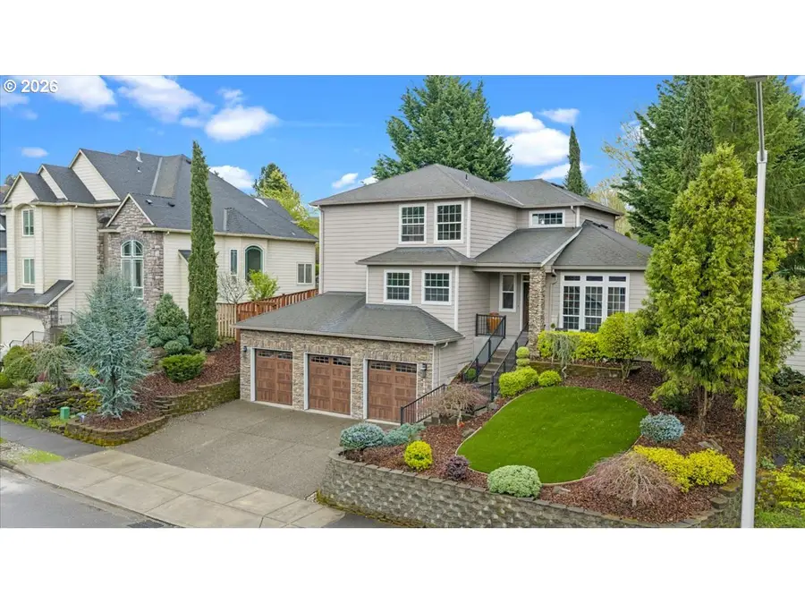 6338 SE Dunbar Dr, Portland, OR 97236 - #2