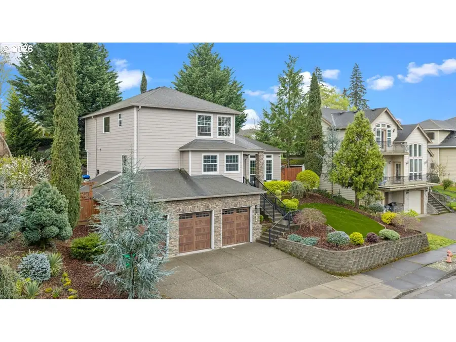6338 SE Dunbar Dr, Portland, OR 97236 - #3