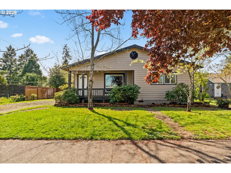1043 F St, Springfield, OR 97477 - #2