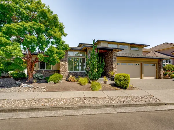 4066 NE Fairview Lake Way, Fairview, OR 97024