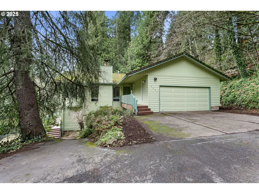 6647 SE 122nd Ave, Portland, OR 97236 - #2