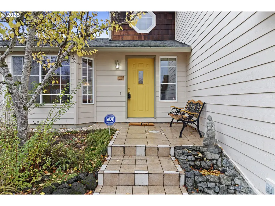 745 SE Wendy Ln, Gresham, OR 97080 - Image #3