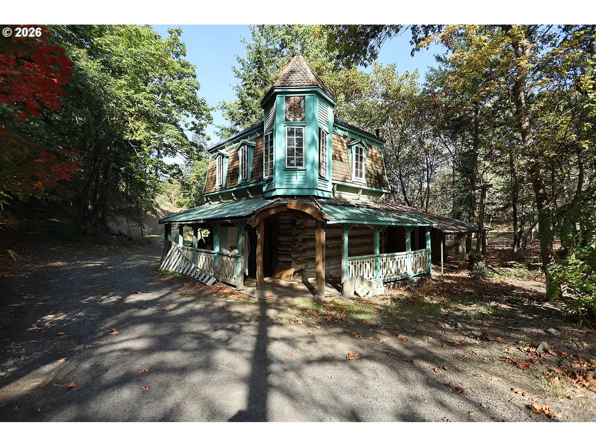 1250 Dry Creek Rd, Mosier, OR 97040 - #1